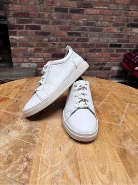 Vionic Lucas 10.5 Minimalist White Leather Sneakers